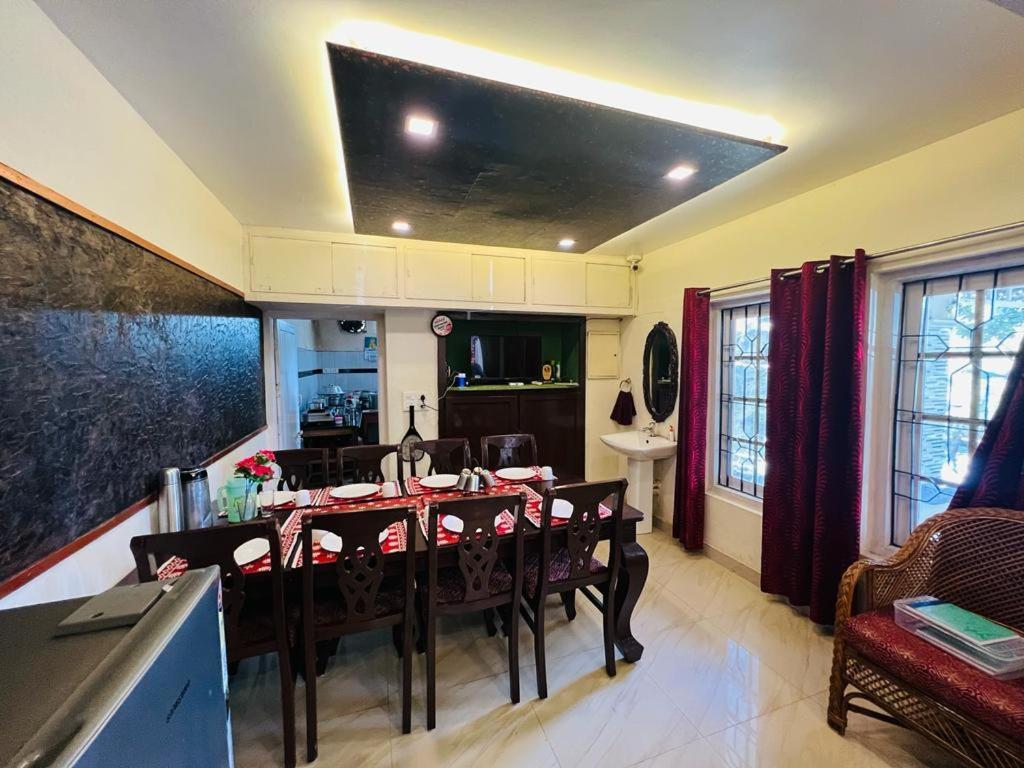 فندق Queen Annes Bungalow كوديكانال المظهر الخارجي الصورة